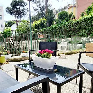 giuliva-home-garden.hotels-amalfi.com/