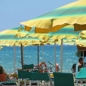 oltremare-appartamenti.it-tuscanyhotel.com/